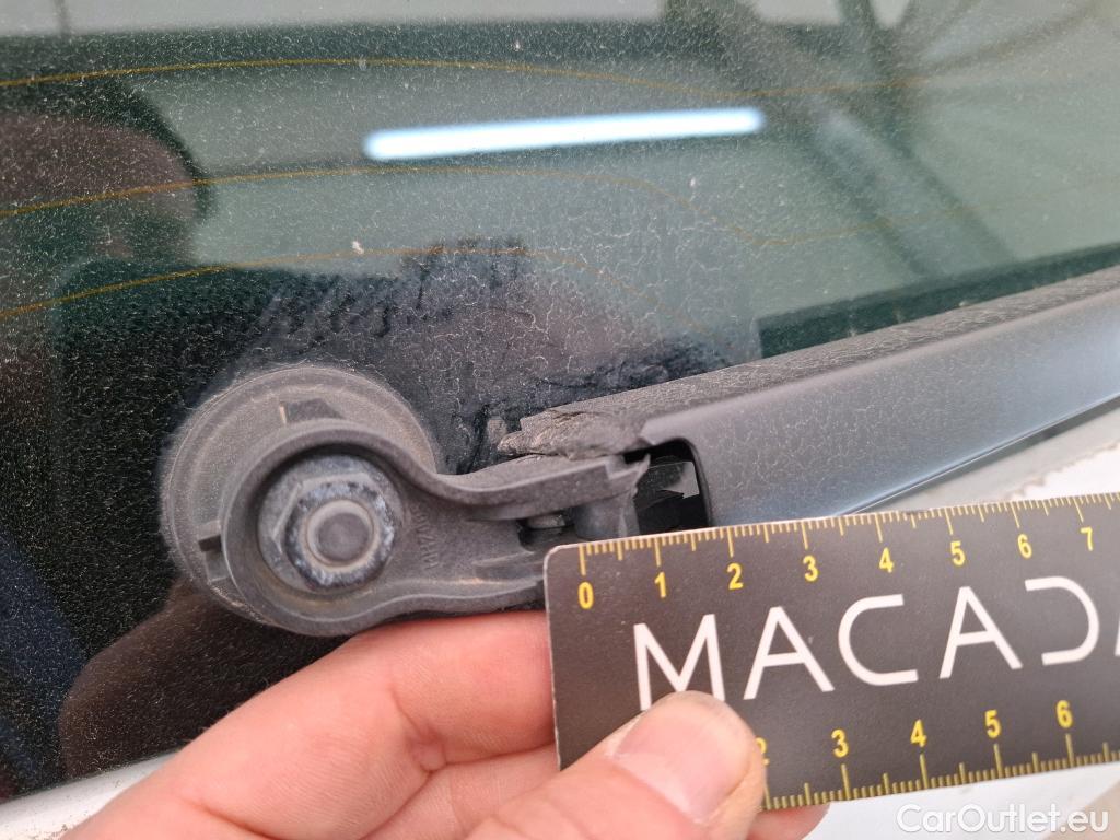  Volkswagen  Tiguan VOLKSWAGEN  / 2020 / 5P / SUV 2.0 TDI 150 DSG7 Life Business #24