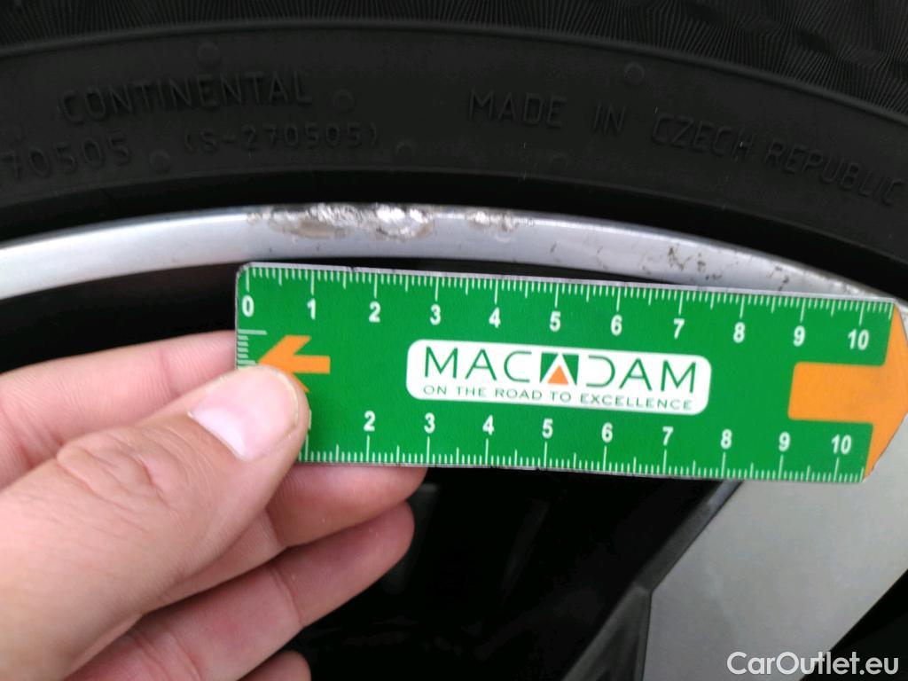  Volkswagen  Tiguan VOLKSWAGEN  Allspace / 2017 / 5P / SUV 2.0 TDI 150 DSG7 Carat Exclusive #21