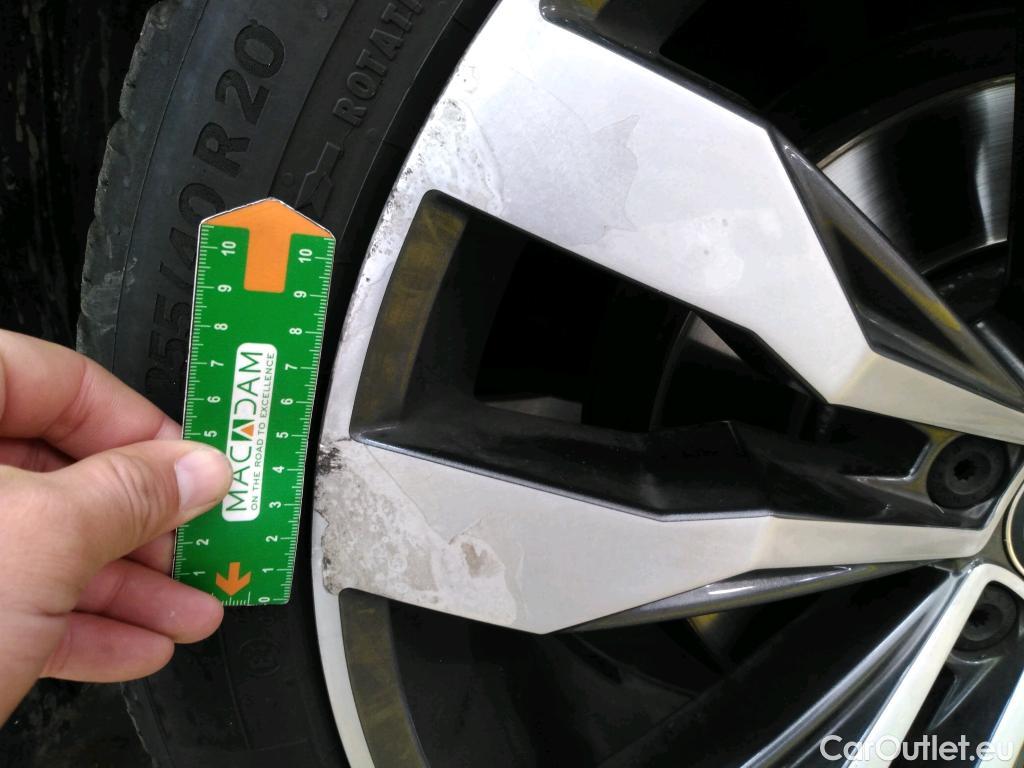  Volkswagen  Tiguan VOLKSWAGEN  Allspace / 2017 / 5P / SUV 2.0 TDI 150 DSG7 Carat Exclusive #13