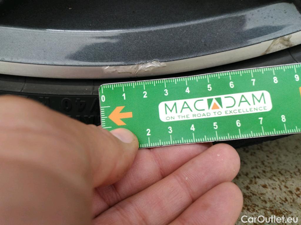  Volkswagen  Tiguan VOLKSWAGEN  Allspace / 2017 / 5P / SUV 2.0 TDI 150 DSG7 Carat Exclusive #35