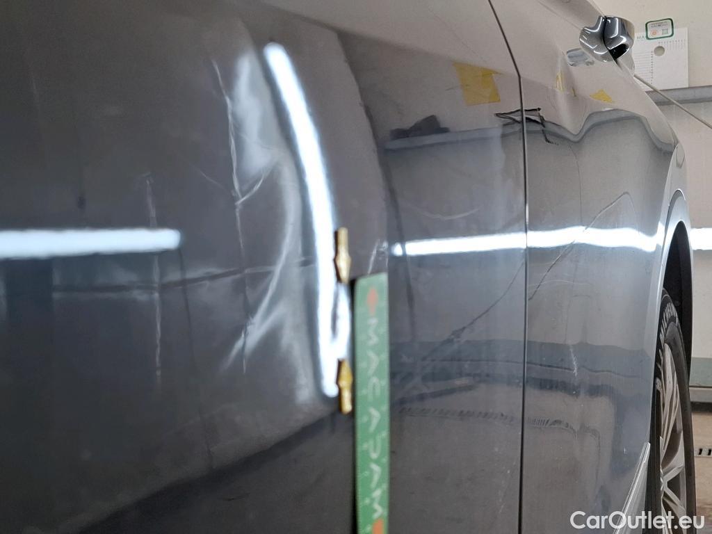  Volkswagen  Tiguan VOLKSWAGEN  / 2020 / 5P / SUV 2.0 TDI 150 DSG7 Life Business #55