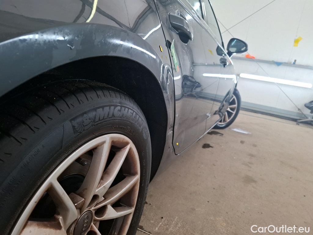  Audi  A4  Avant business line 2.0 TDI 150CV BVA7 E6 #7