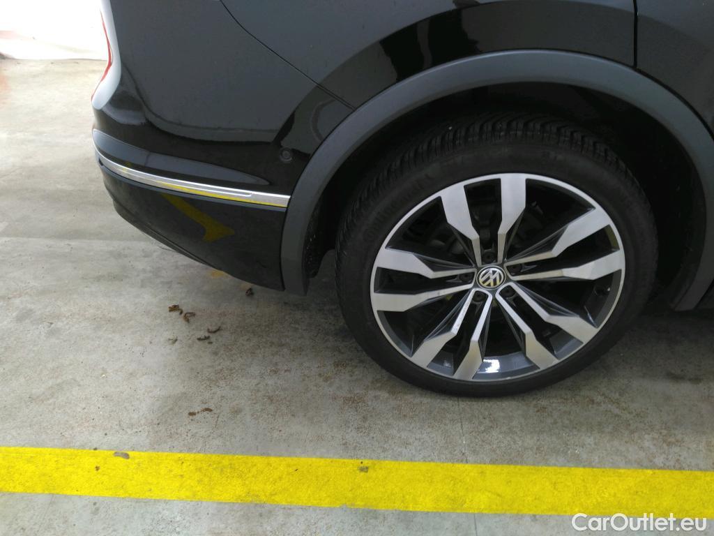  Volkswagen  Tiguan VOLKSWAGEN  Allspace / 2017 / 5P / SUV 2.0 TDI 150 DSG7 Carat Exclusive #1