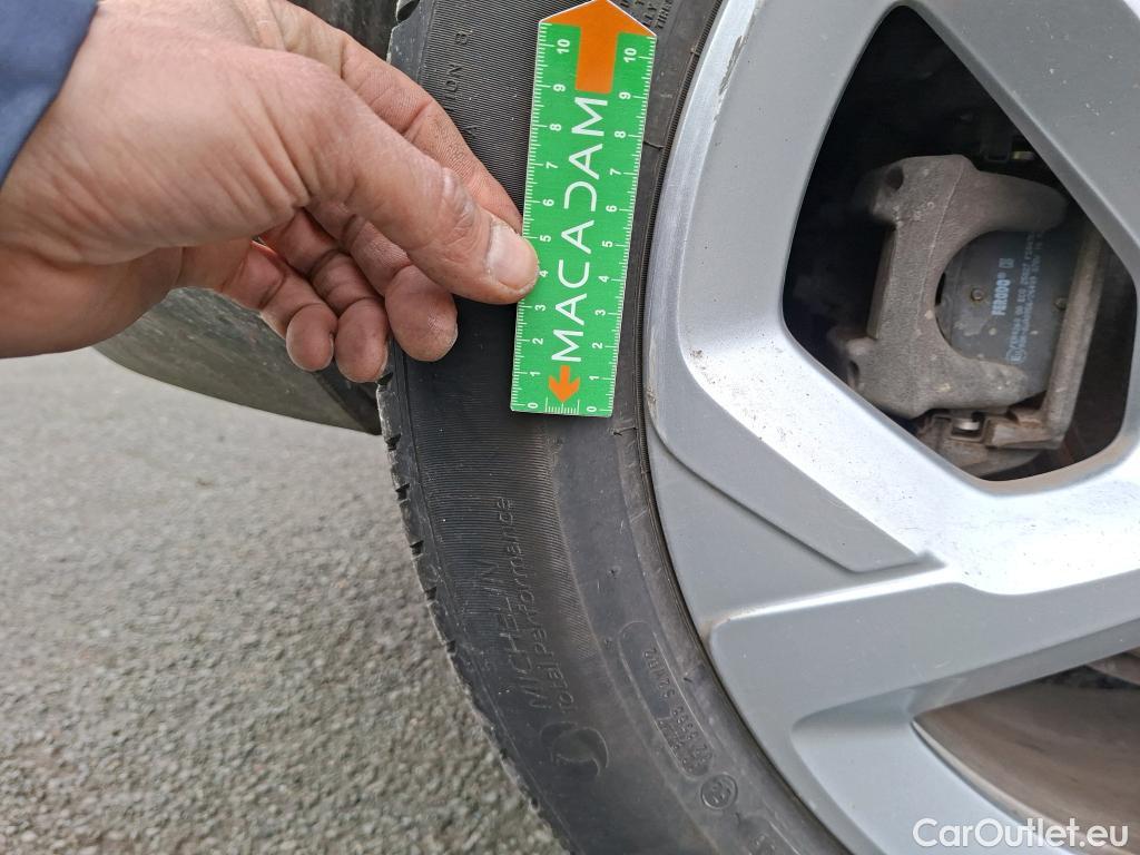  Citroen  C5 CITROEN  Aircross / 2022 / 5P / SUV BlueHDi 130 S&S EAT8 Feel #18