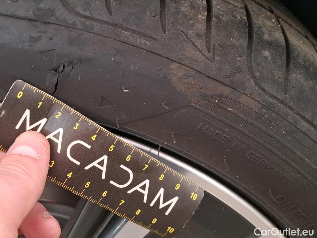  Bmw  Serie 2 BMW Série 2 Gran Coupé / 2019 / 4P / Berline 216D AUTO Business Design #15