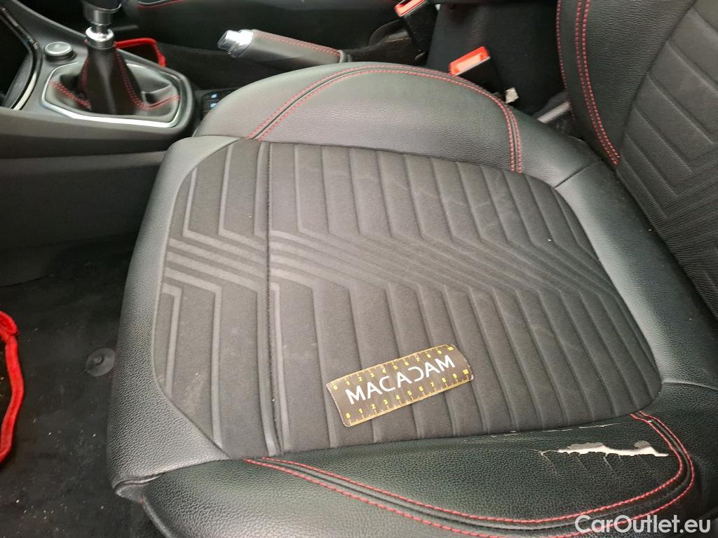  Ford  Puma FORD  / 2019 / 5P / SUV 1.0 EcoBoost Hybrid 125ch(mHEV)ST-LINE X #34