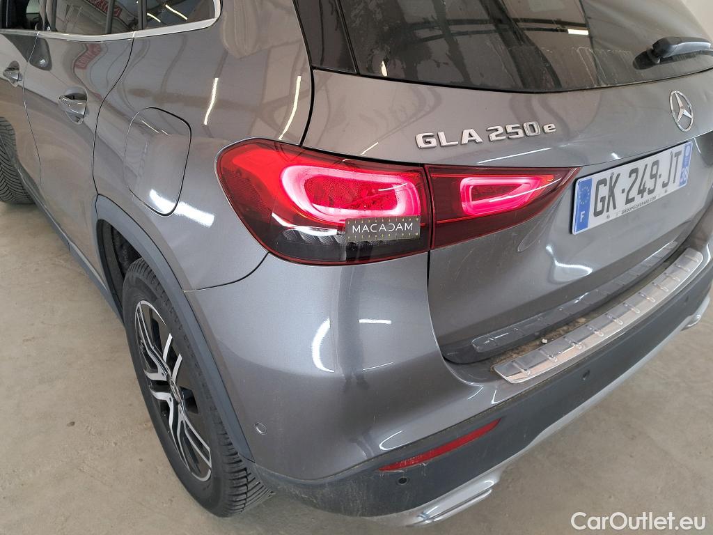  Mercedes  GLA MERCEDES-BENZ  / 2020 / 5P / SUV 1.3  250 e BUSINESS LINE DCT #3