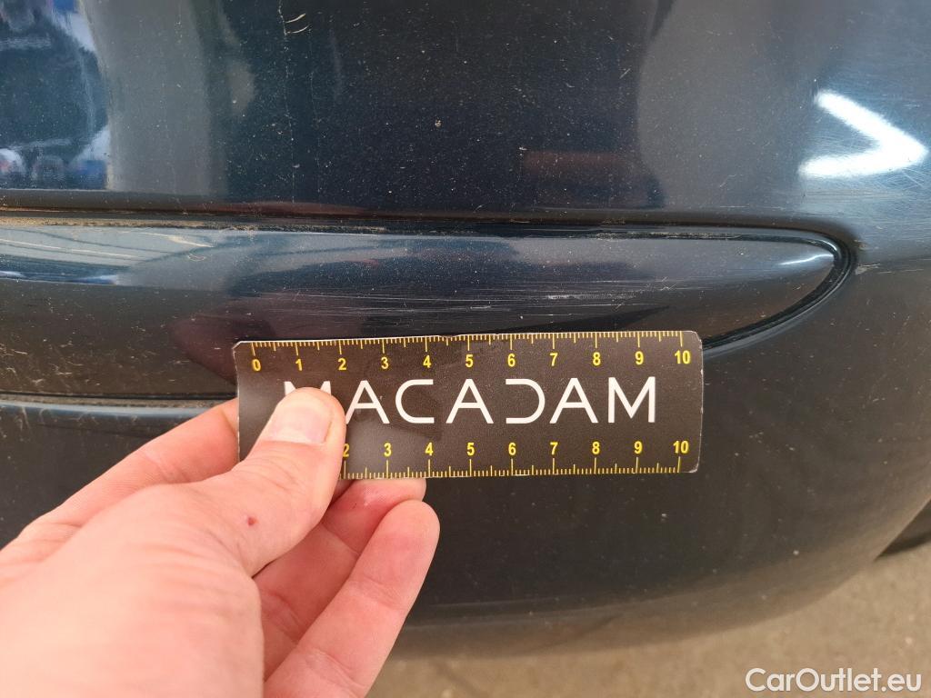  Fiat  500 FIAT   2015  3P  Berline Hybrid 10 BSG 70 ch Dolcevita #17