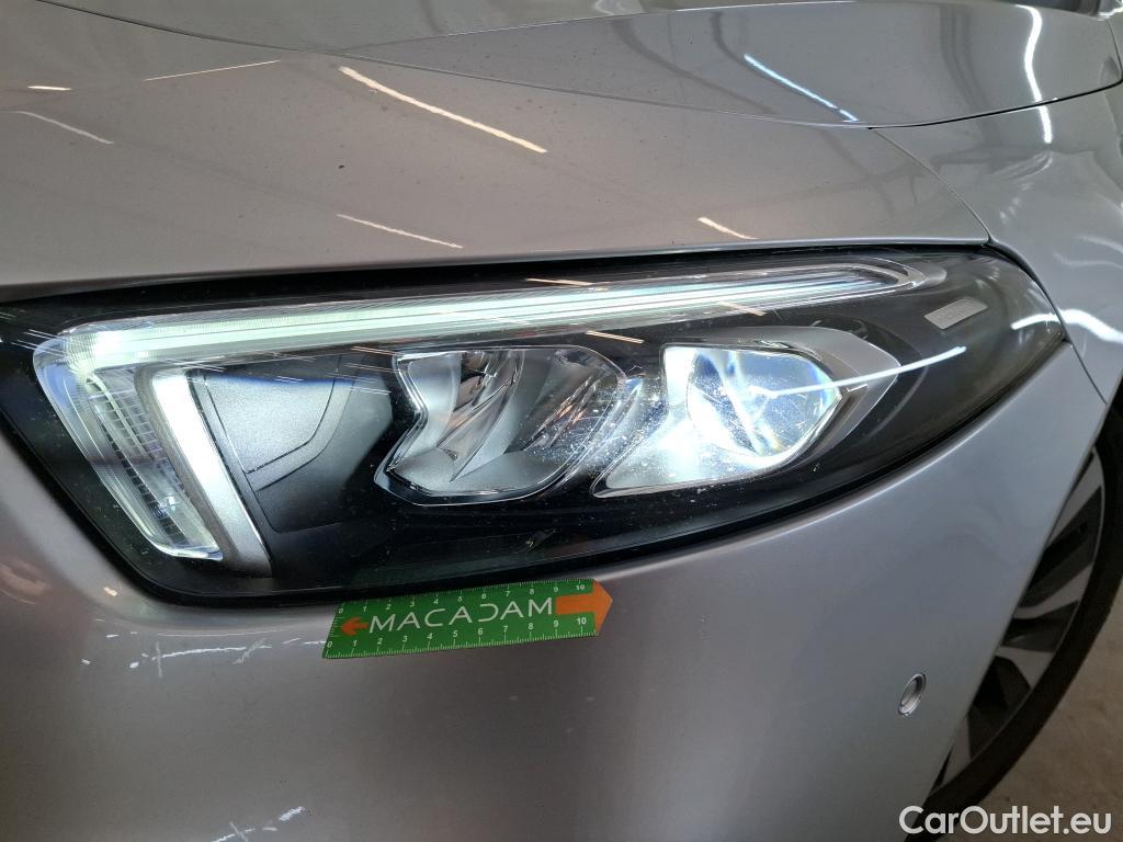  Mercedes  A-Klasse MERCEDES-BENZ Classe A Berline / 2018 / 4P / Berline A 180 d Business Line 8G-DCT #18