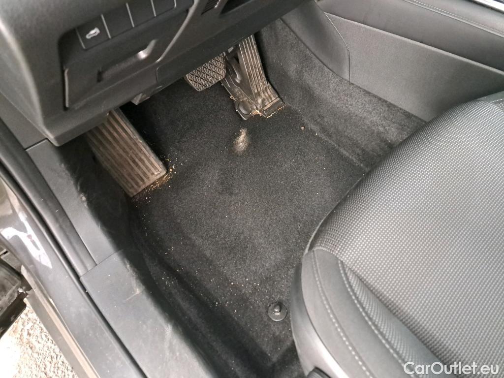  Mazda  CX-30 MAZDA  / 2019 / 5P / Crossover 2.0L e-Skyactiv X M Hybrd Sportline BVA6 #5