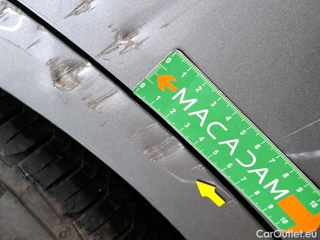  Mercedes  A-Klasse MERCEDES-BENZ Classe A Compact / 2018 / 5P / Berline A 180 Style Line #7