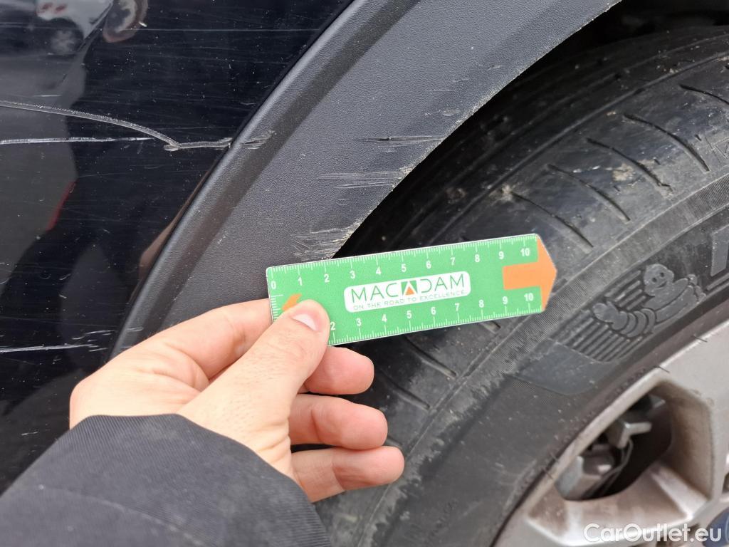  Ford  Kuga  Titanium Hybrid 2.5 190CV BVA6 E6dT #36