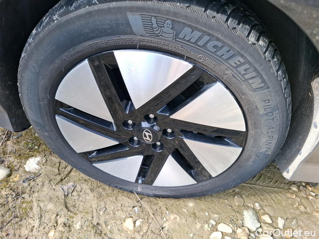  Hyundai   Ioniq Ioniq 6 Creative Electrique 77kWh BVA #13
