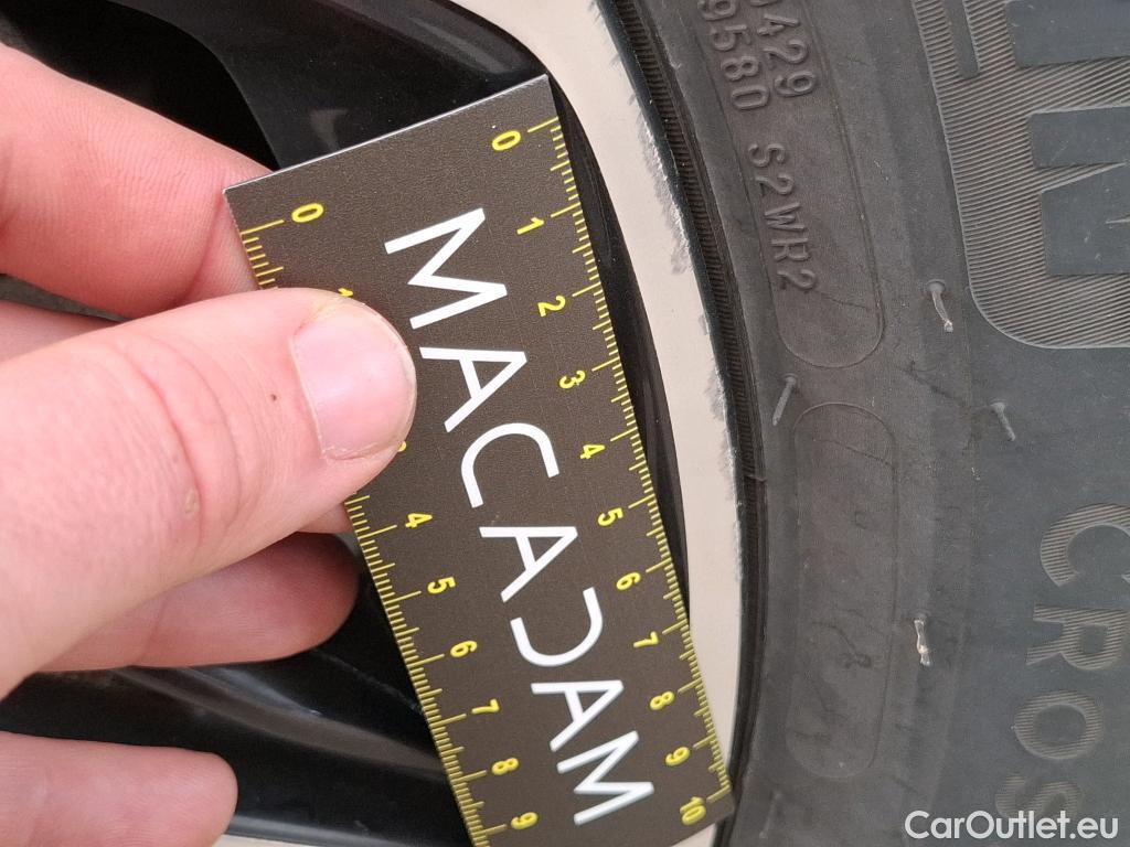  Hyundai  i30  Business 1.6 CRDi 115CV BVA7 E6d #7