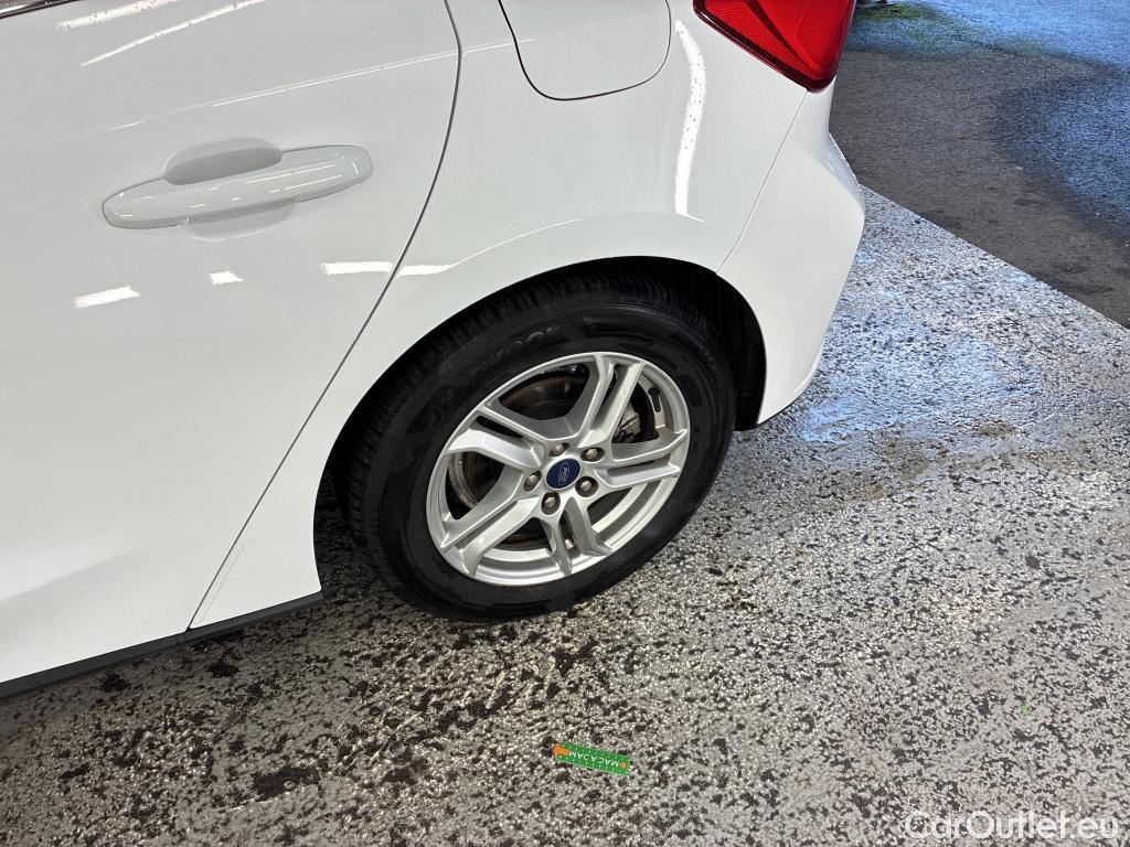  Ford  Focus  Berline Trend Business 1.5 EcoBlue 95CV BVM6 E6dT #9