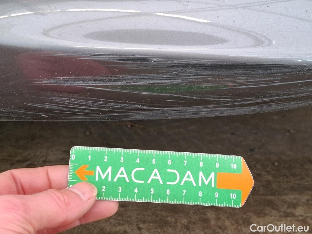  Mercedes  A-Klasse MERCEDES-BENZ Classe A Compact / 2018 / 5P / Berline A 180 Style Line #32