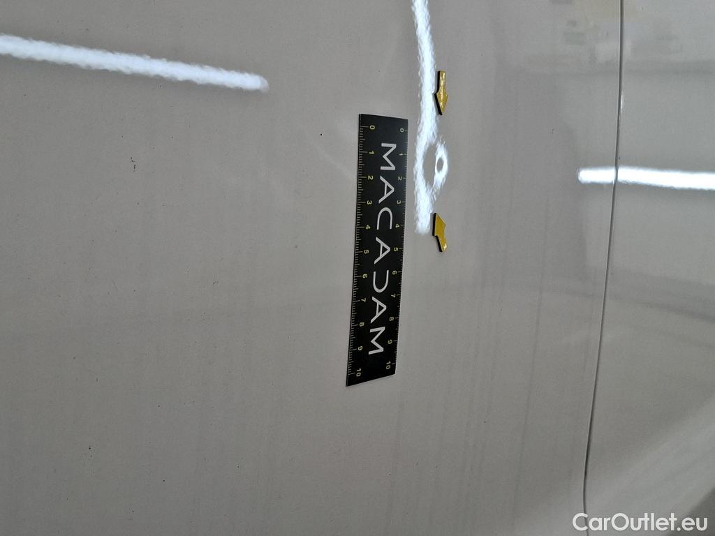  Hyundai  i30  Business 1.6 CRDi 115CV BVA7 E6d #11