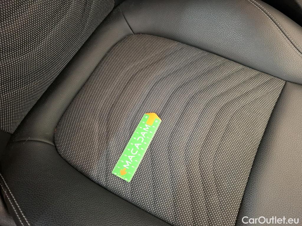  Mercedes  A-Klasse MERCEDES-BENZ Classe A Berline / 2018 / 4P / Berline A 180 d Business Line 8G-DCT #20