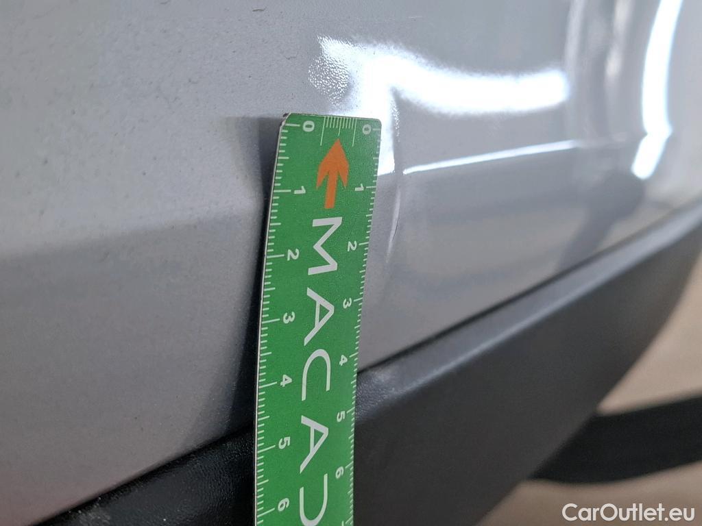  Mercedes  A-Klasse MERCEDES-BENZ Classe A Berline / 2018 / 4P / Berline A 180 d Business Line 8G-DCT #3