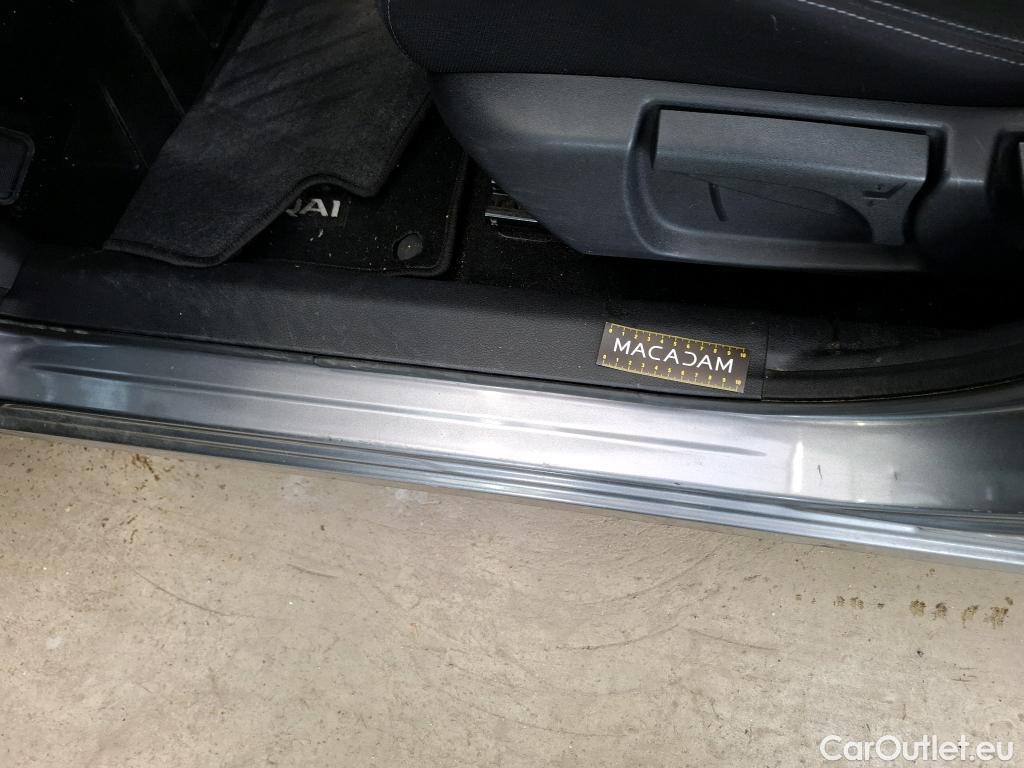  Nissan  Qashqai NISSAN  / 2017 / 5P / Crossover 1.5 DCI 115 DCT Business Edition #23