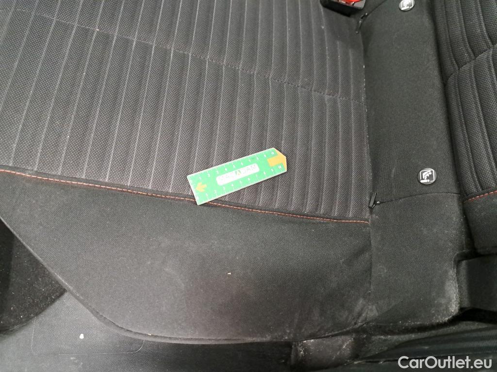  Peugeot  208  Active Business 1.5 HDi 100CV BVM6 E6d #33