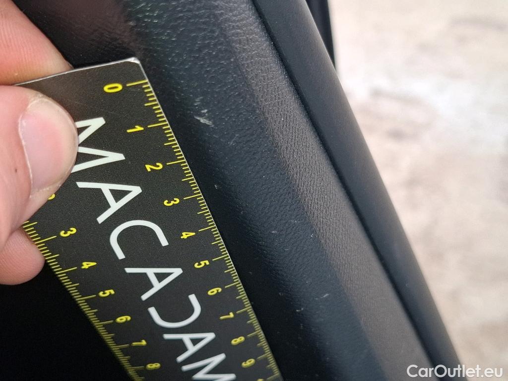  Peugeot  208  Allure Business 1.5 HDi 100CV BVM6 E6d #35