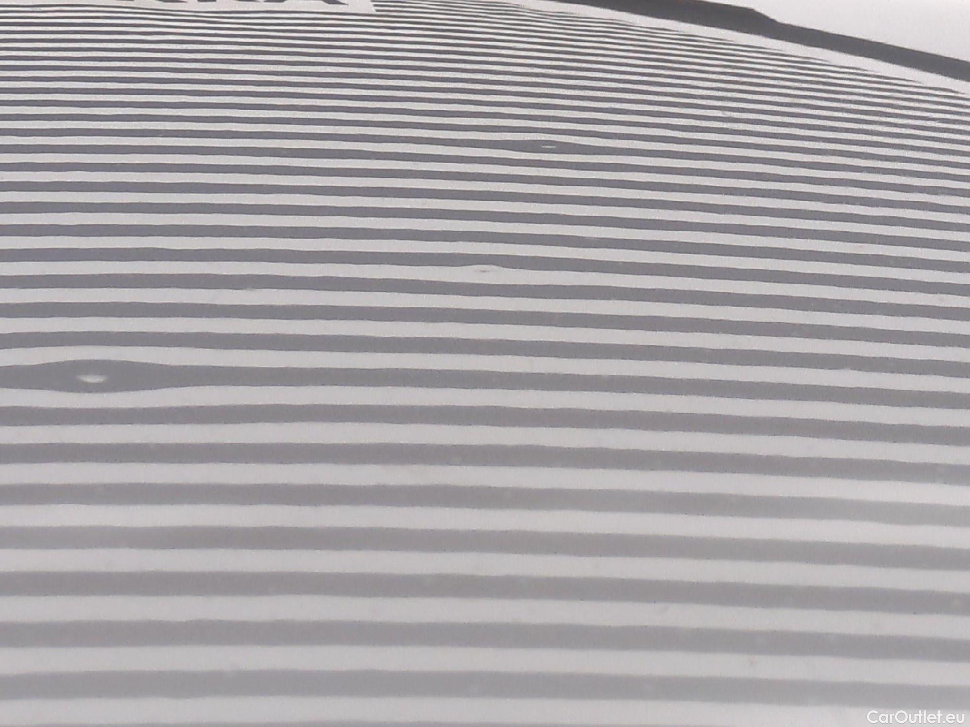  Opel  Corsa  F Elegance Business 1.2 Turbo 100CV BVA8 E6d / VO RECONDITIONNE - PHOTOS AVANT RECONDITIONNEMENT #7