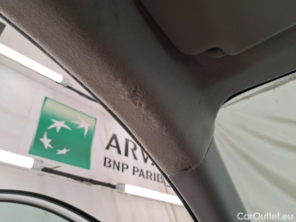  Peugeot  208  Active Business 1.5 HDi 100CV BVM6 E6d #1