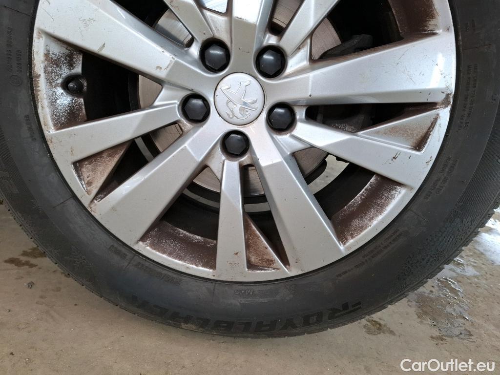  Peugeot  3008  Active Business 1.5 HDi 130CV BVA8 E6d #18