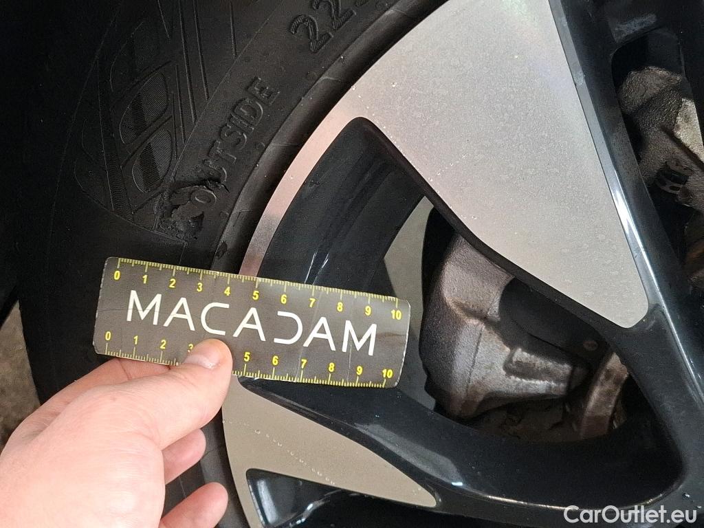  Opel   Grandland X Grandland X Elegance Business 1.5 130CV BVA8 E6d #3