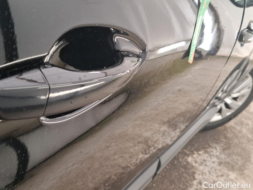  Peugeot  3008  Active Business 1.5 HDi 130CV BVA8 E6d #9