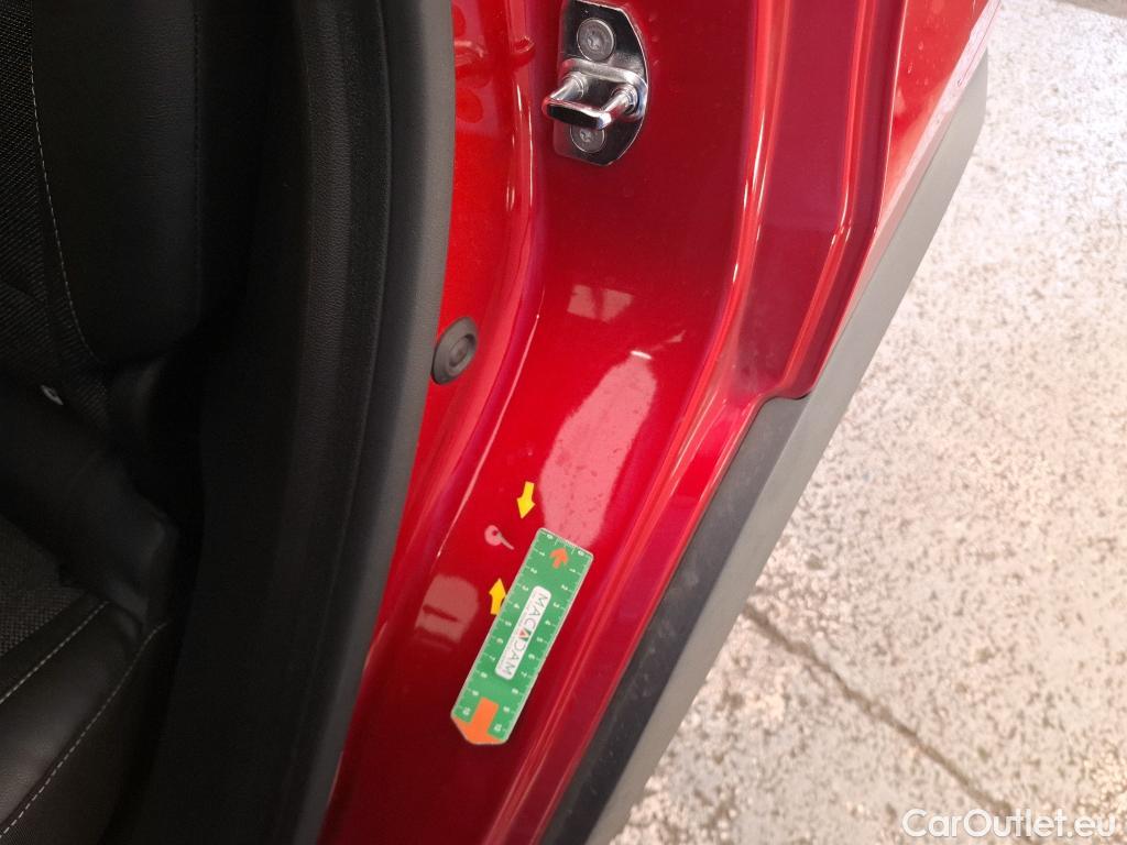  Renault  Captur RENAULT  / 2019 / 5P / SUV Intens E-TECH Plug-in 160 -21 #6