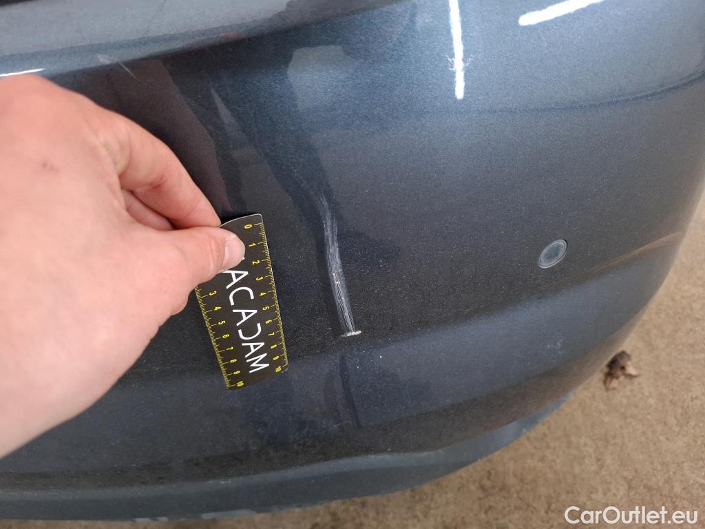  Renault  Megane RENAULT Mégane Berline / 2020 / 5P / Berline Business E-Tech hybride rech 160 -21N #15