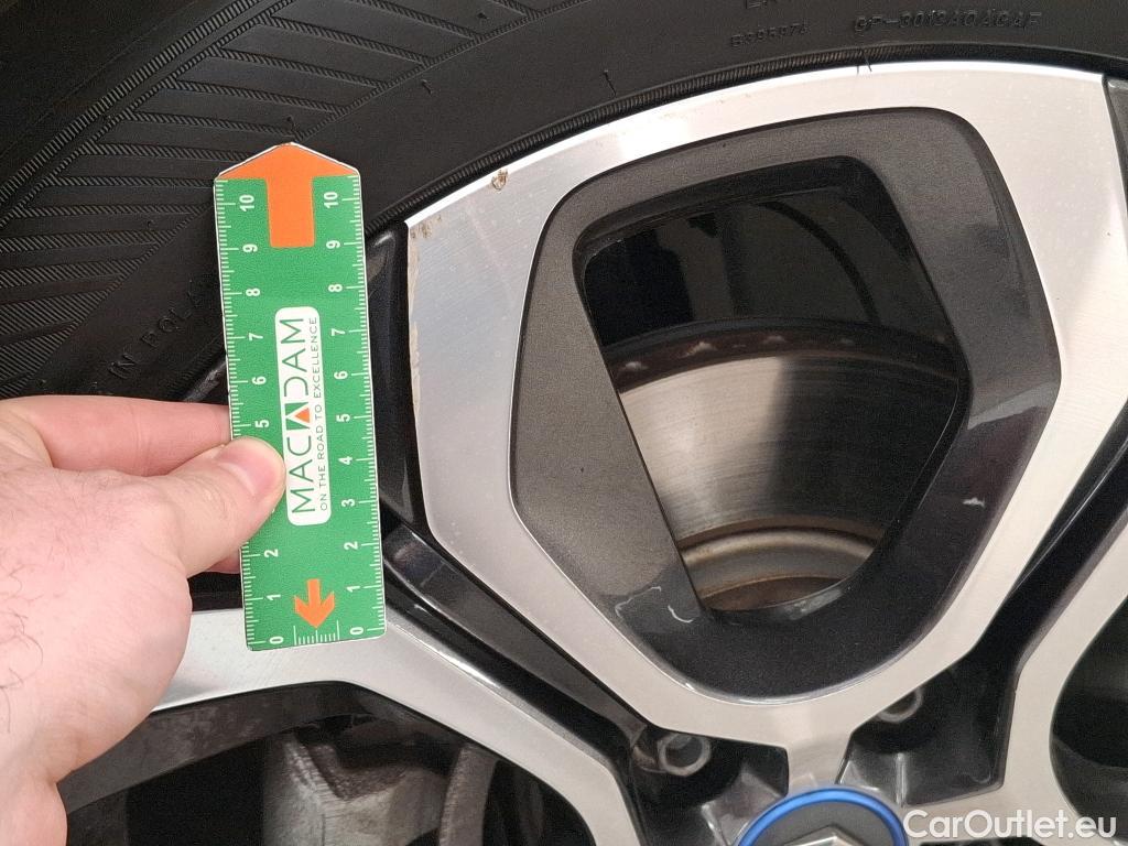  Renault  Captur RENAULT  / 2019 / 5P / SUV Intens E-TECH Plug-in 160 -21 #12