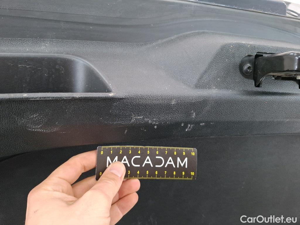  Renault  Megane RENAULT Mégane Berline / 2020 / 5P / Berline Business E-Tech hybride rech 160 -21N #29