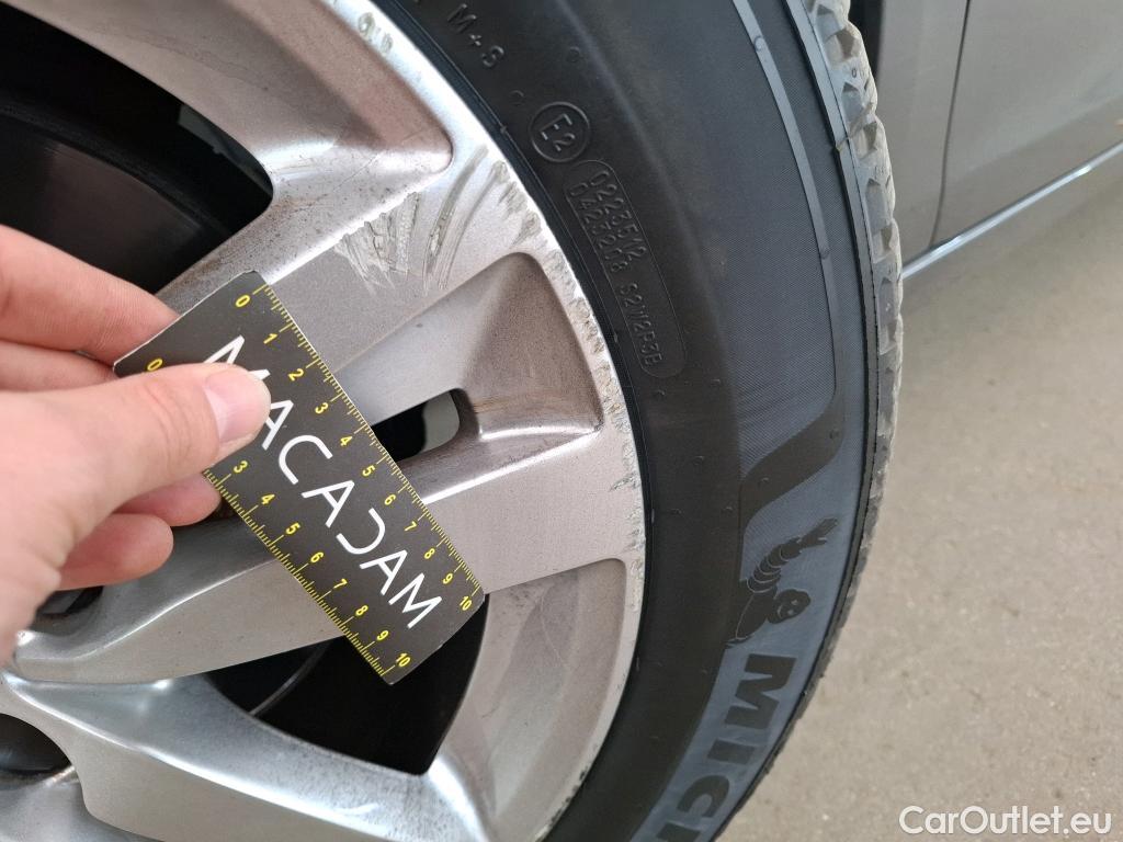  Peugeot  308  SW Active Business 1.5 HDi 130CV BVA8 E6d #43