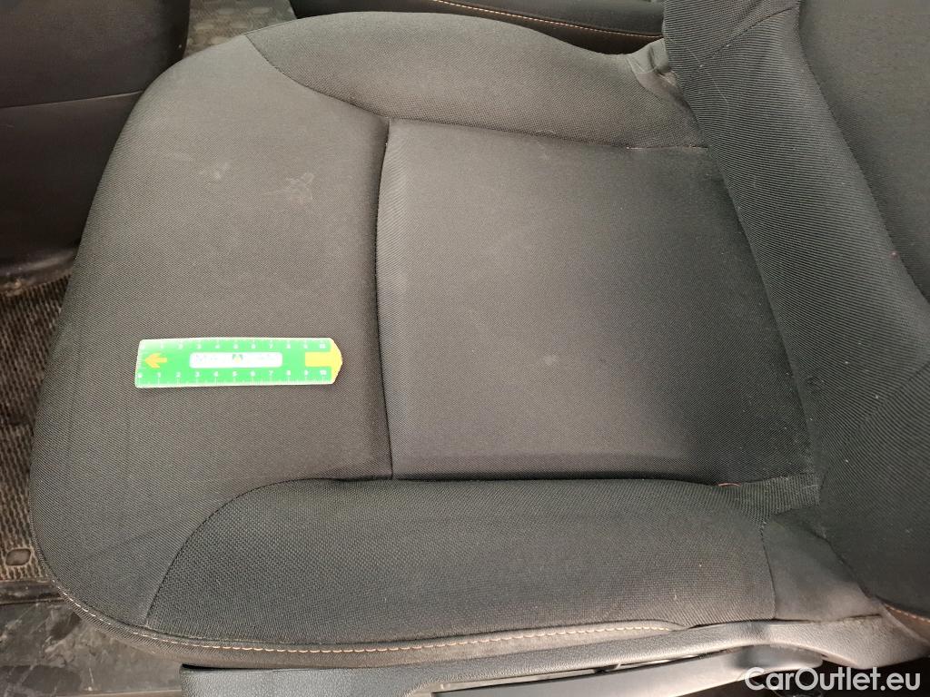  Renault  Trafic RENAULT  4p Combi Zen L1 dCi 115 #26