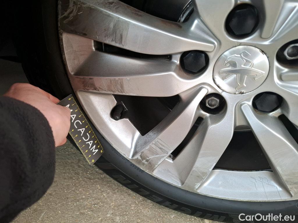  Peugeot  308  SW Active Business 1.5 HDi 130CV BVA8 E6d #37