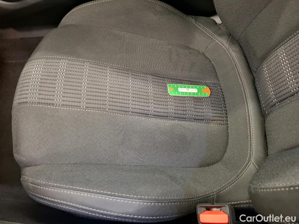  Peugeot  308  Allure Business 1.2 PureTech 130CV BVM6 E6d #17