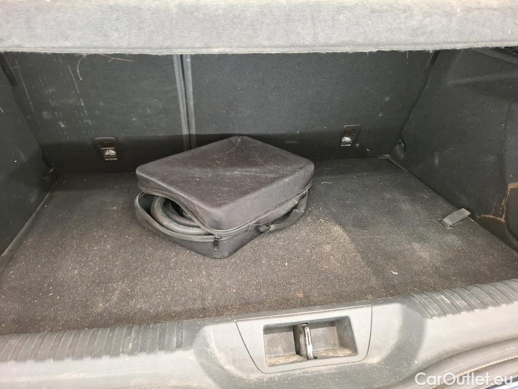  Renault  Megane RENAULT Mégane Berline / 2020 / 5P / Berline Business E-Tech hybride rech 160 -21N #19