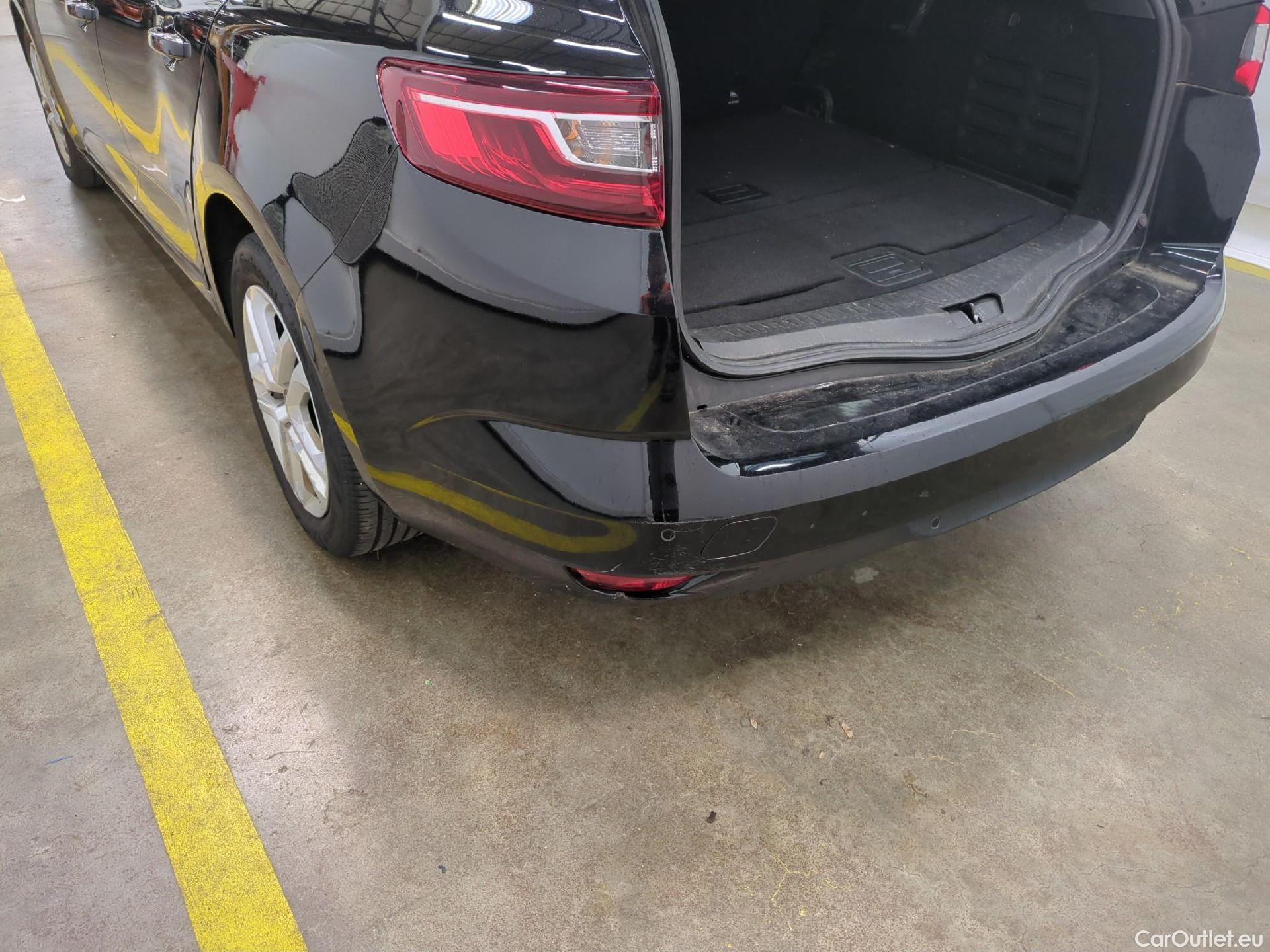  Renault  Megane  IV Grandtour Business 1.5 dCi 115CV BVA7 E6dT #31