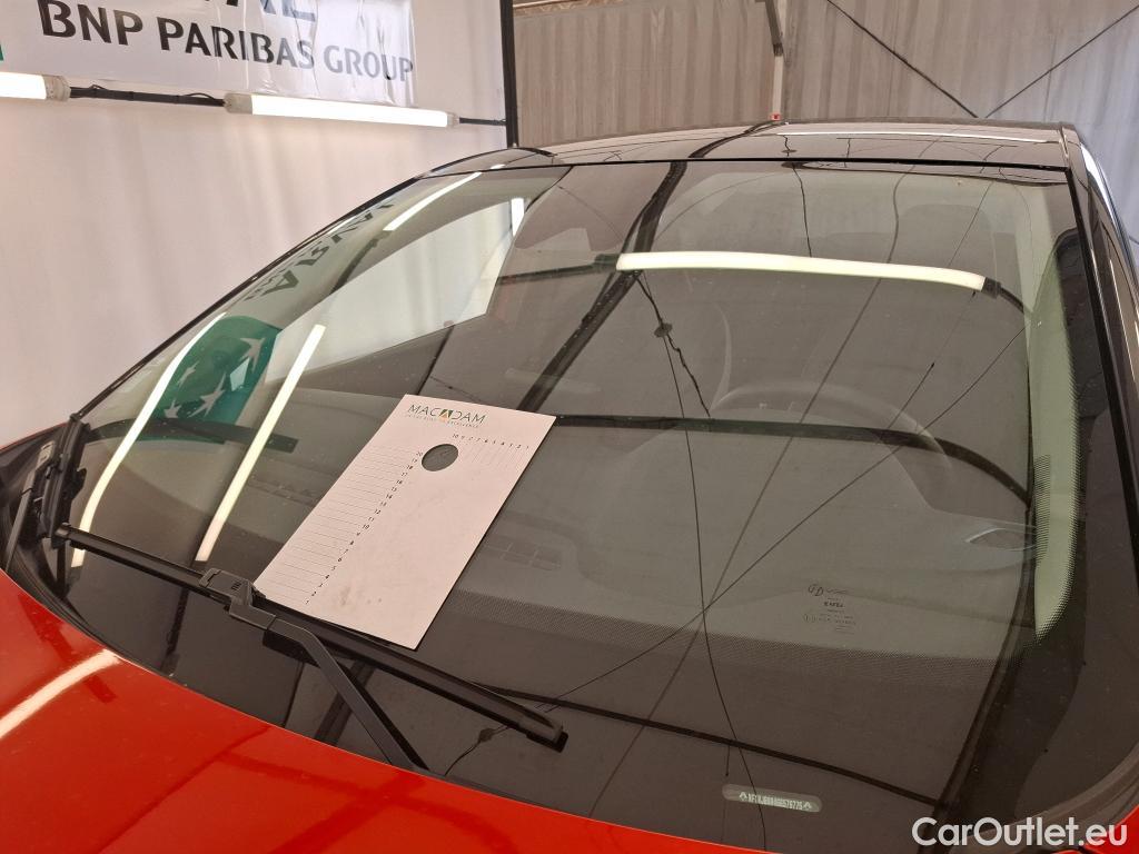  Renault  Captur RENAULT  / 2019 / 5P / SUV Intens E-TECH Plug-in 160 -21 #8