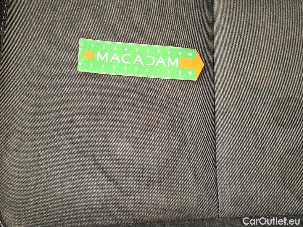  Renault  Captur  II Evolution 1.6 E-TECH Hybrid 145CV BVA6 E6d #14