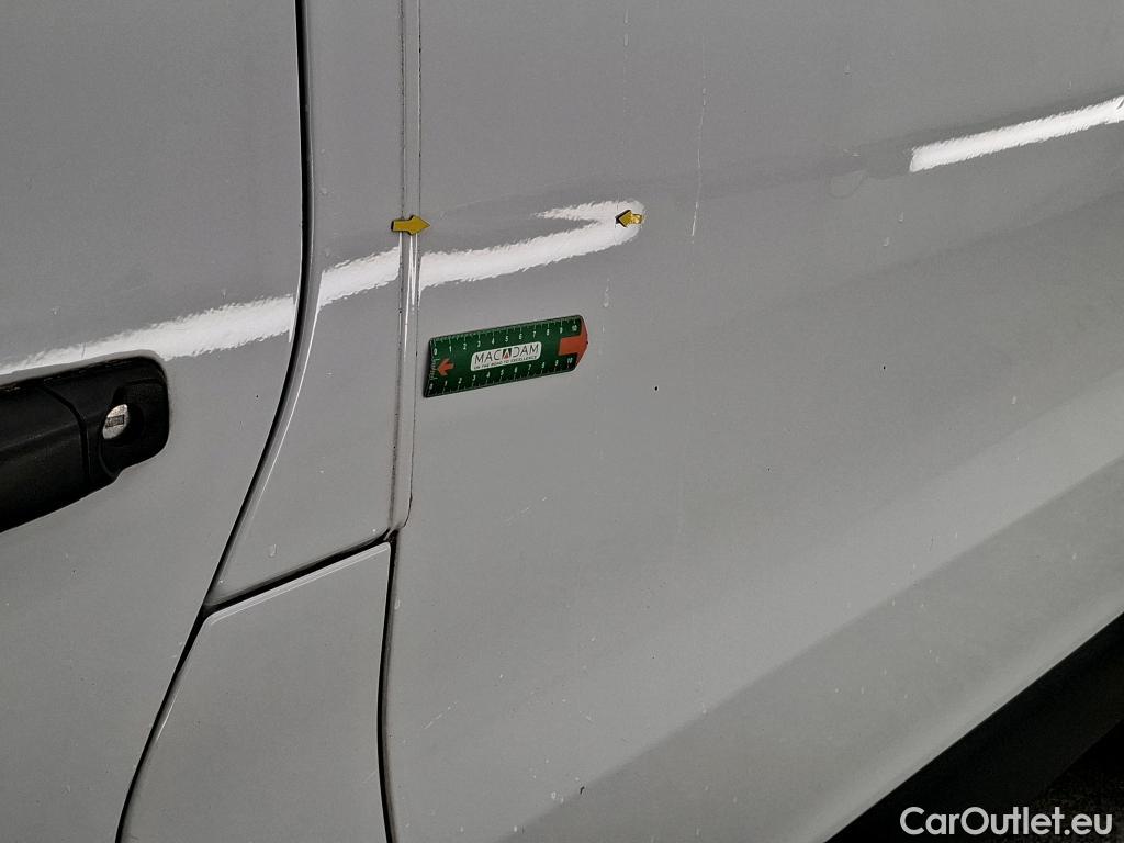  Renault  Trafic RENAULT  4p Combi Zen L1 dCi 115 #4