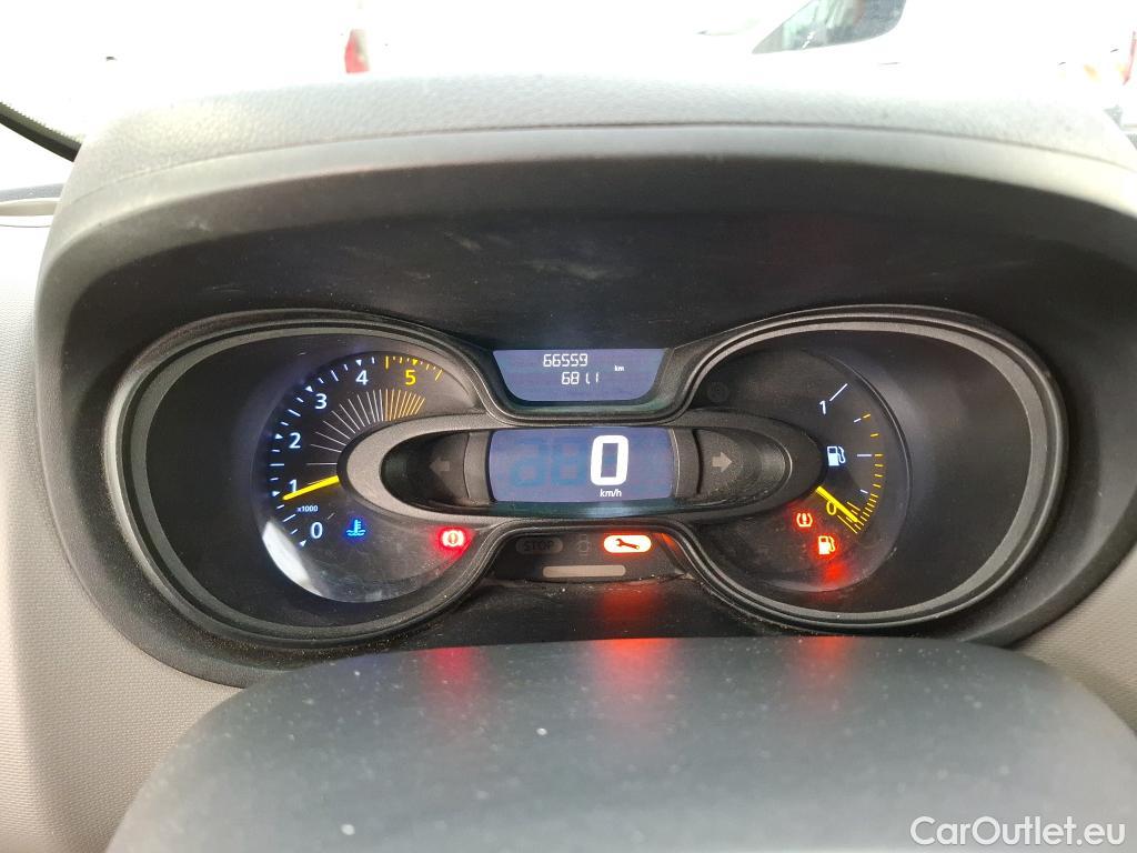  Renault  Trafic RENAULT  4p Combi Zen L1 dCi 115 #29