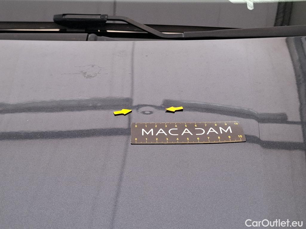  Renault  Megane RENAULT Mégane Berline / 2020 / 5P / Berline Business E-Tech hybride rech 160 -21N #37