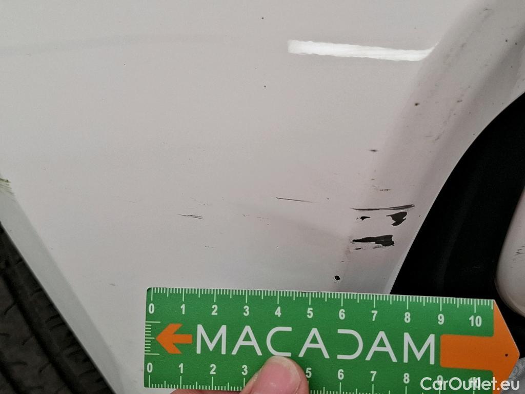  Toyota  Yaris TOYOTA  Hybride / 2019 / 5P / Berline Hybride 116h Dynamic Business Stage Acad #6