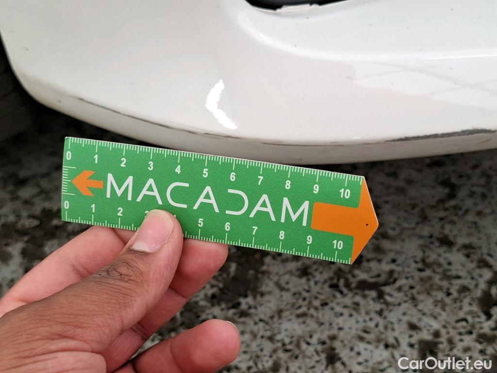  Toyota  Yaris TOYOTA  Hybride / 2019 / 5P / Berline Hybride 116h Dynamic Business Stage Acad #7