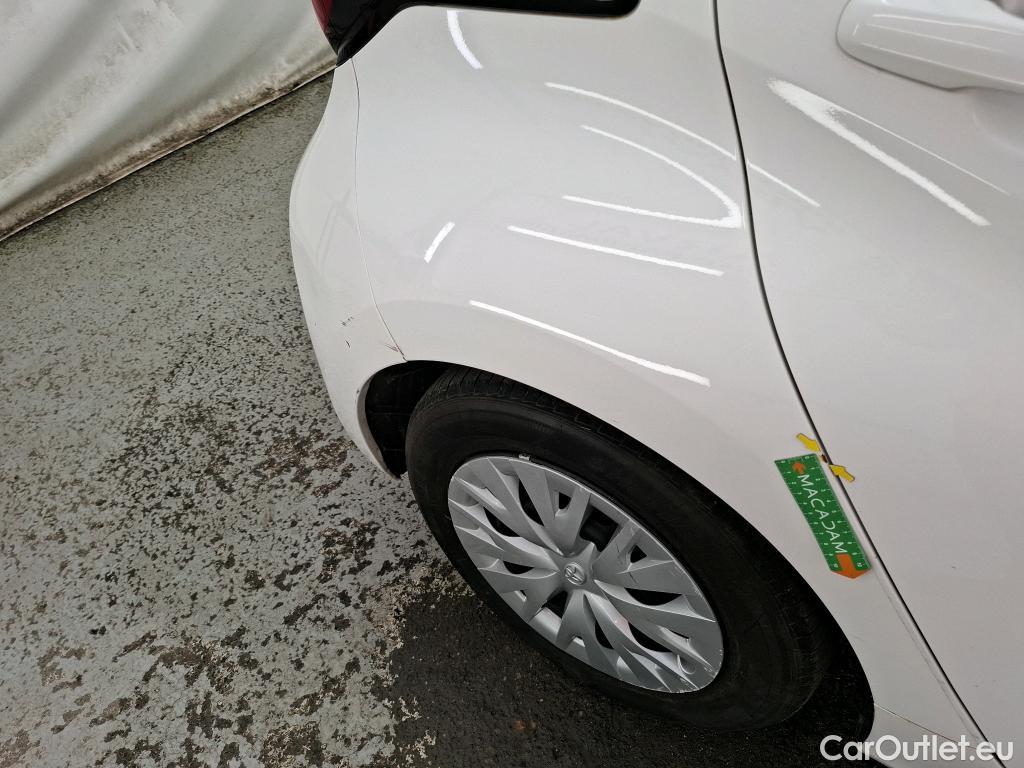  Toyota  Yaris TOYOTA  Hybride / 2019 / 5P / Berline Hybride 116h Dynamic Business Stage Acad #22