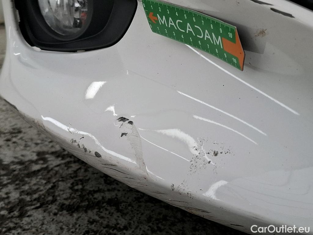  Toyota  Yaris TOYOTA  Hybride / 2019 / 5P / Berline Hybride 116h Dynamic Business Stage Acad #2